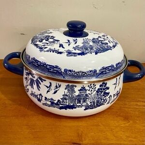 Heritage Mint, Blue Willow, Enamel, Large, Dutch Oven w/ Lid 8in x 14inW x 10inD
